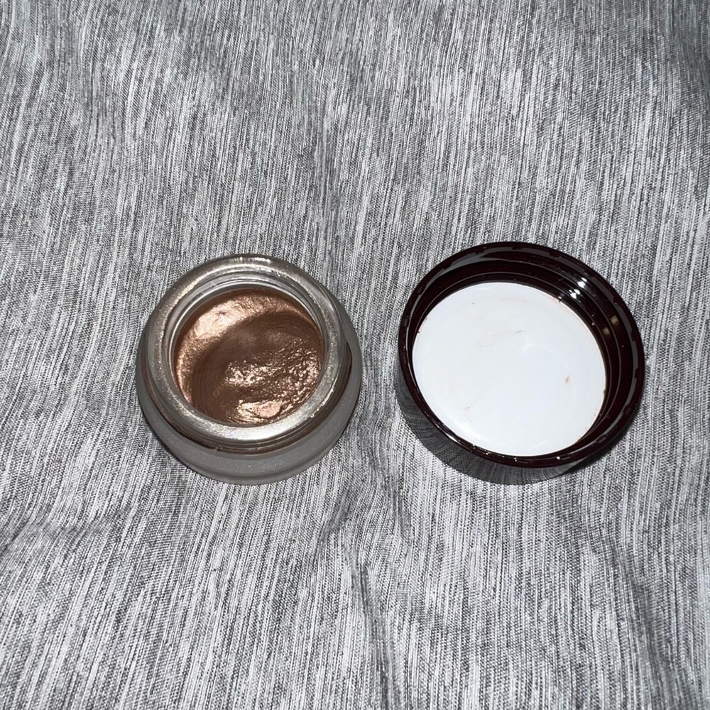 Charlotte Tilbury Eyes to Mesmerize Shadow